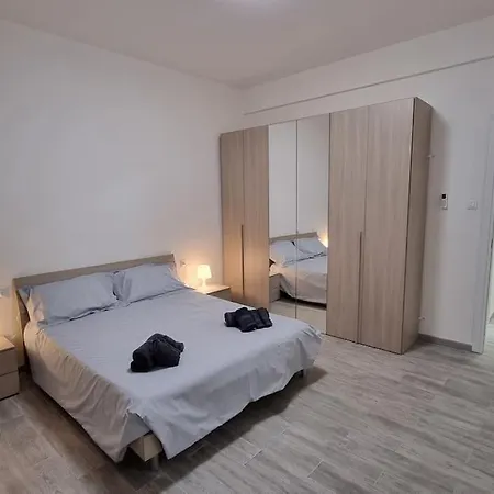 Intero Appart Ampi Spazi Comodo Wtc Scassi Fiumara Genua Buitenkant foto